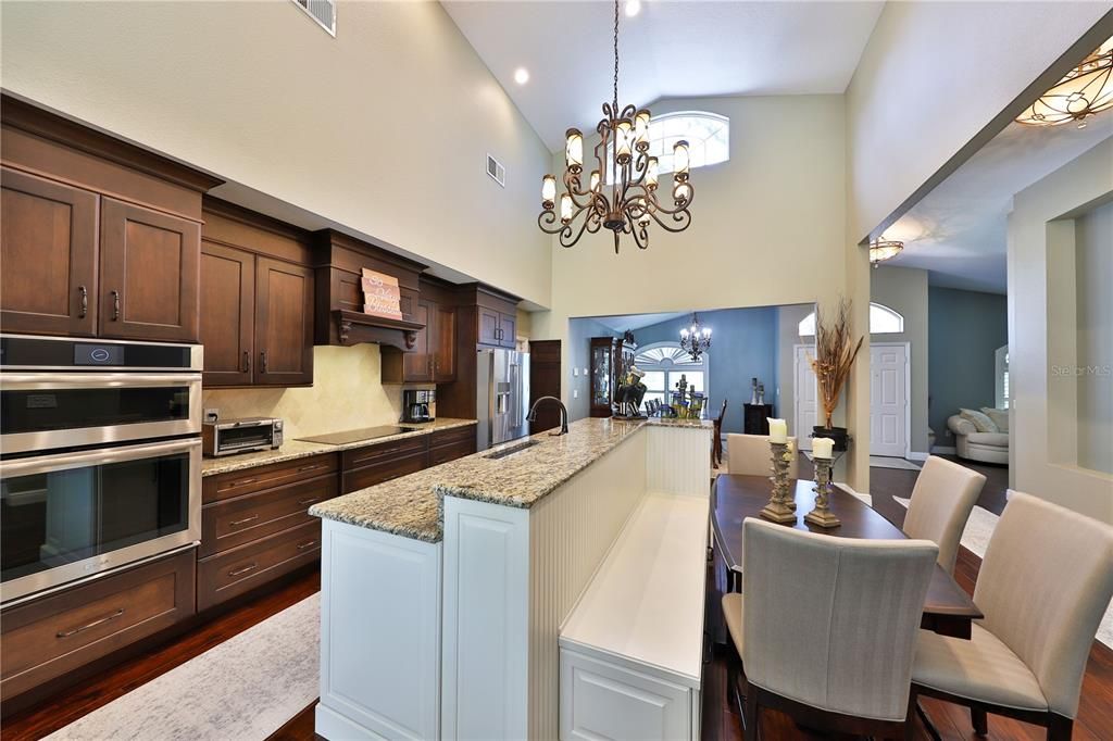 For Sale: $679,900 (4 beds, 3 baths, 2515 Square Feet)