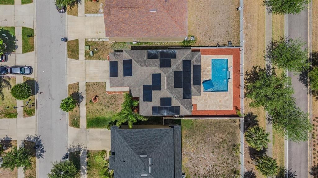 На продажу: $440,000 (6 спален, 3 ванн, 2777 Квадратных фут)