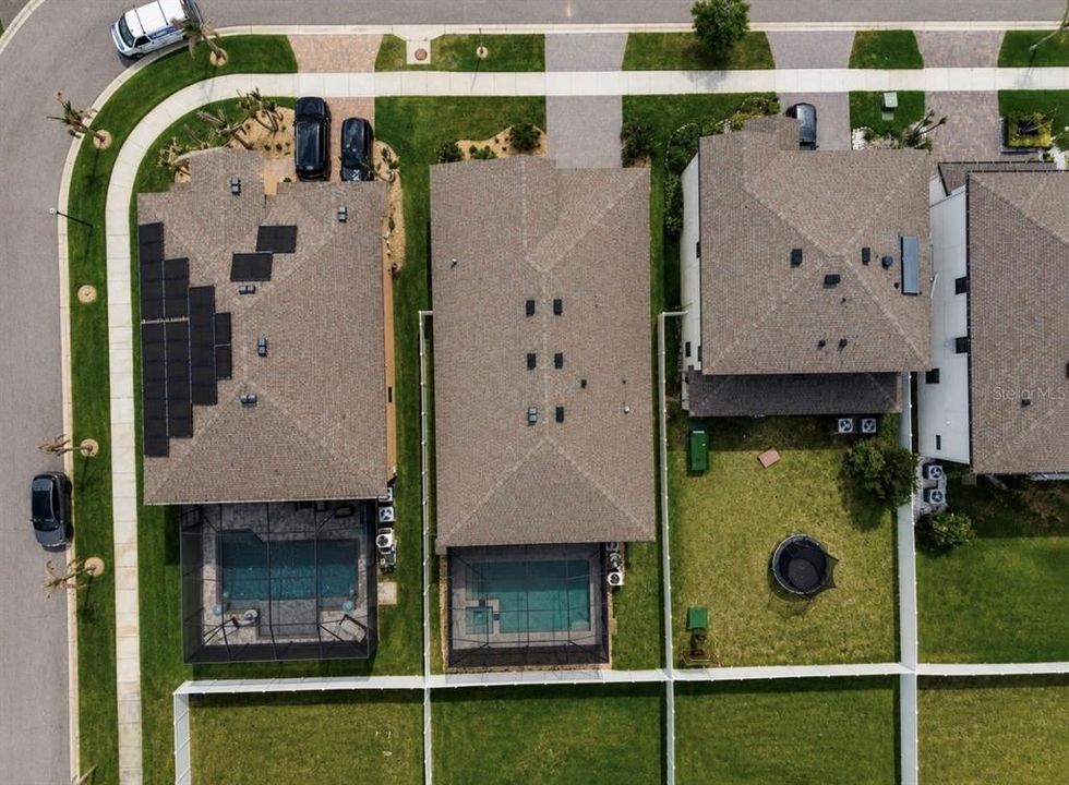 Activo con contrato: $525,000 (4 camas, 2 baños, 2128 Pies cuadrados)