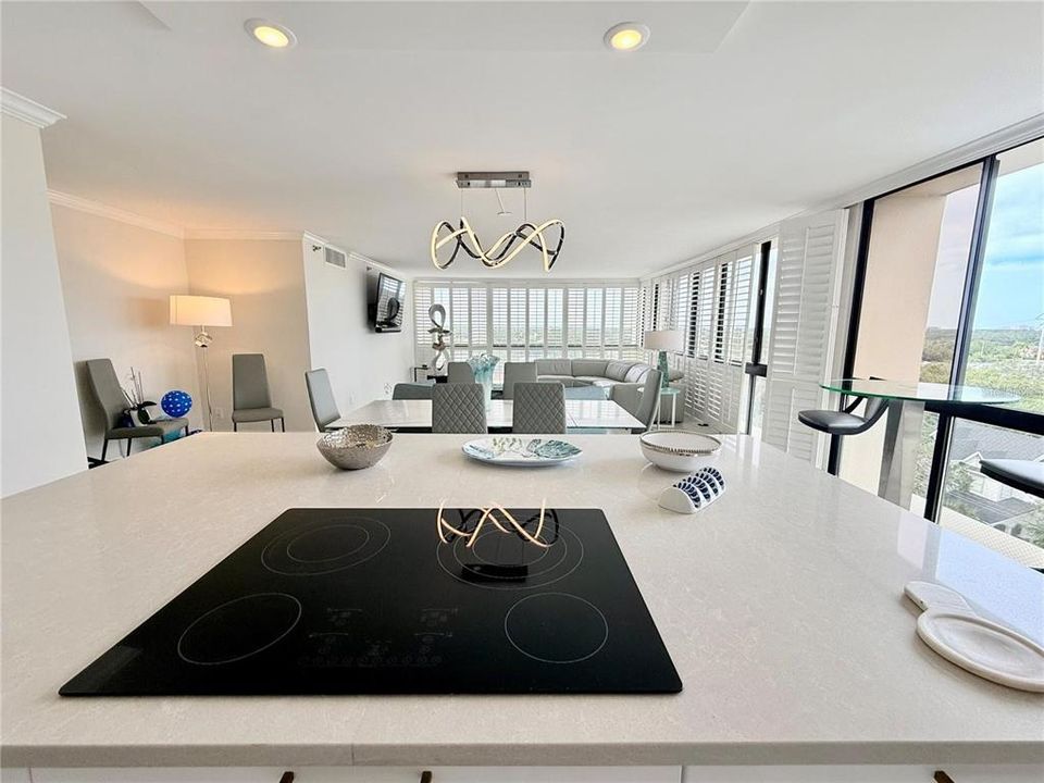 For Rent: $6,000 (3 beds, 3 baths, 1996 Square Feet)