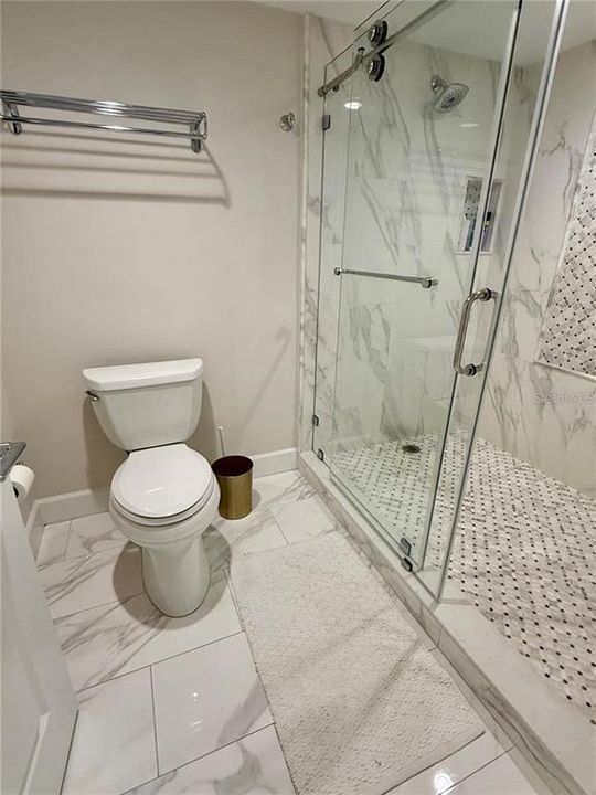 For Rent: $6,000 (3 beds, 3 baths, 1996 Square Feet)