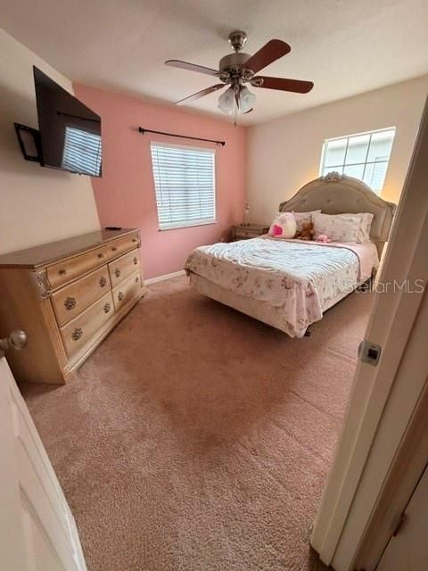 En Venta: $299,000 (3 camas, 2 baños, 1734 Pies cuadrados)