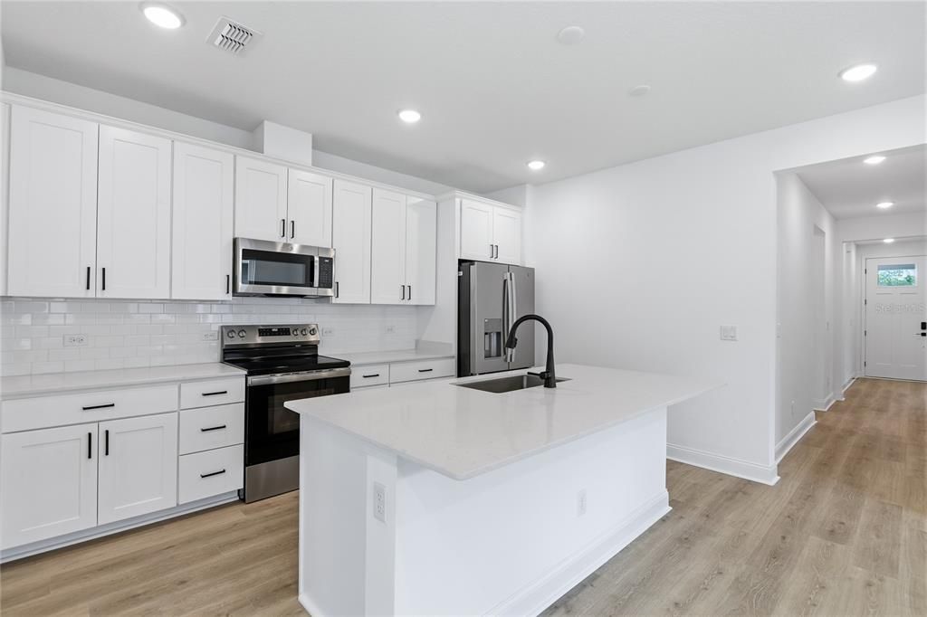 For Sale: $336,464 (4 beds, 3 baths, 1810 Square Feet)