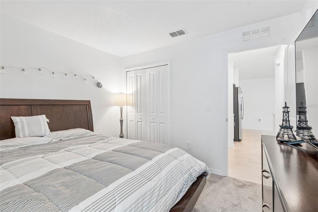 For Sale: $329,900 (3 beds, 2 baths, 1451 Square Feet)
