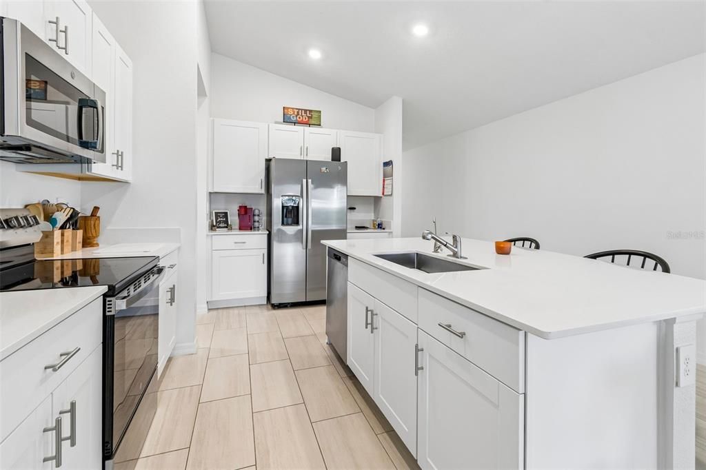 For Sale: $329,900 (3 beds, 2 baths, 1451 Square Feet)