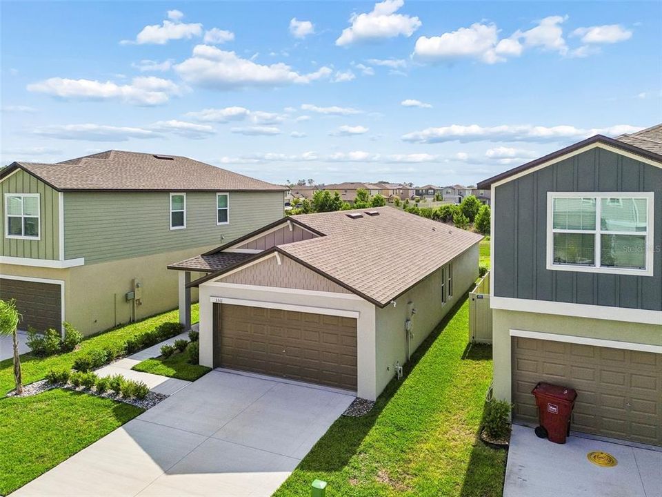 For Sale: $329,900 (3 beds, 2 baths, 1451 Square Feet)