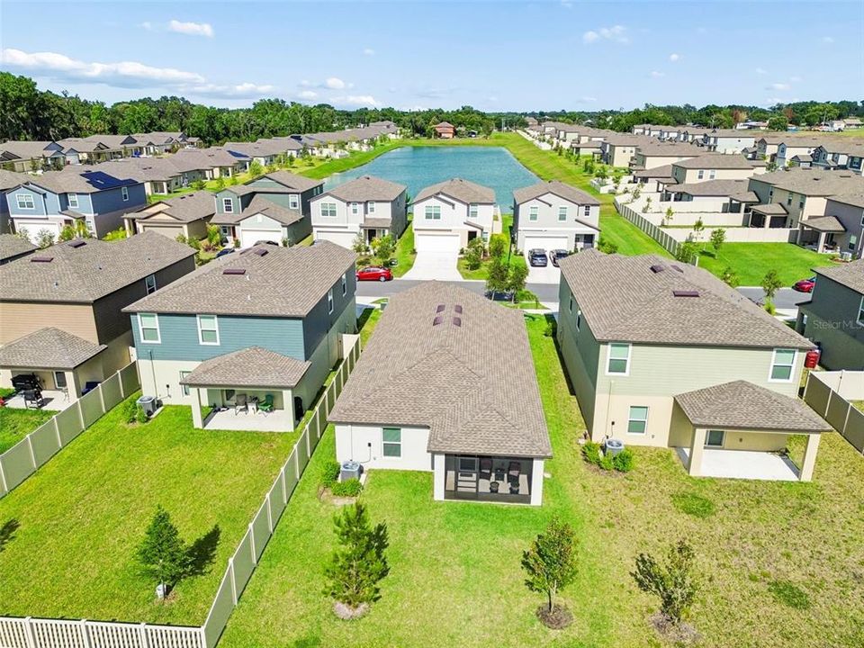 For Sale: $329,900 (3 beds, 2 baths, 1451 Square Feet)