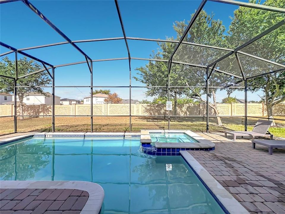 For Sale: $724,800 (8 beds, 5 baths, 3909 Square Feet)