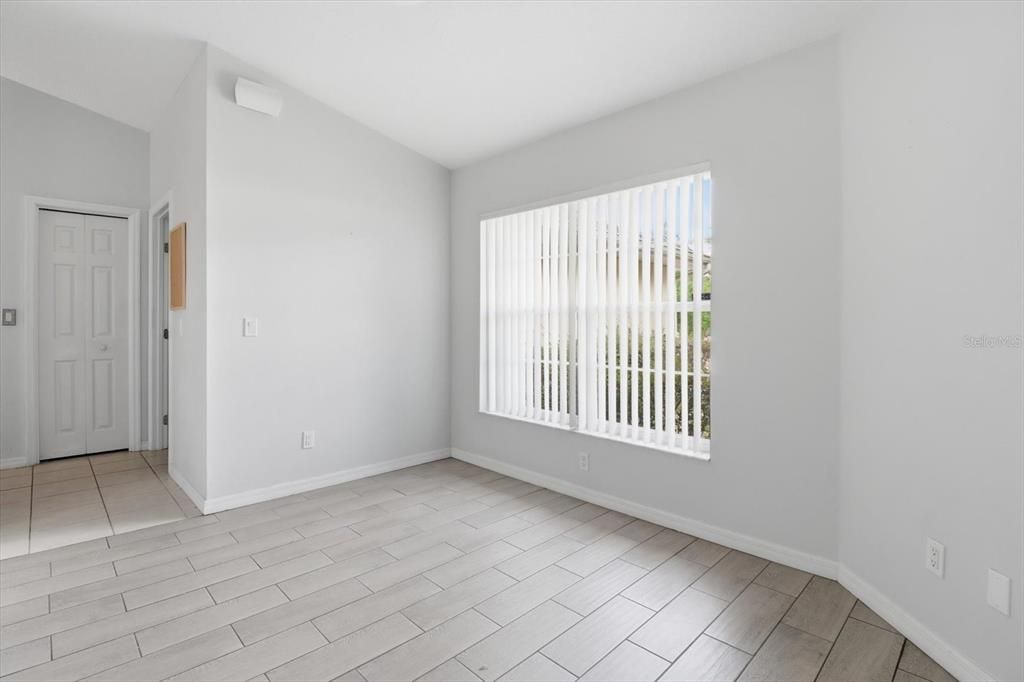 For Sale: $239,000 (3 beds, 2 baths, 1494 Square Feet)