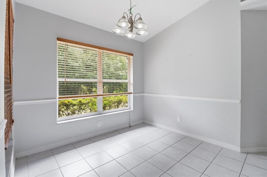 For Sale: $239,000 (3 beds, 2 baths, 1494 Square Feet)