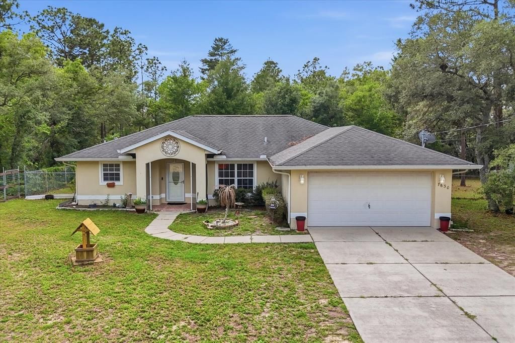 For Sale: $239,000 (3 beds, 2 baths, 1494 Square Feet)