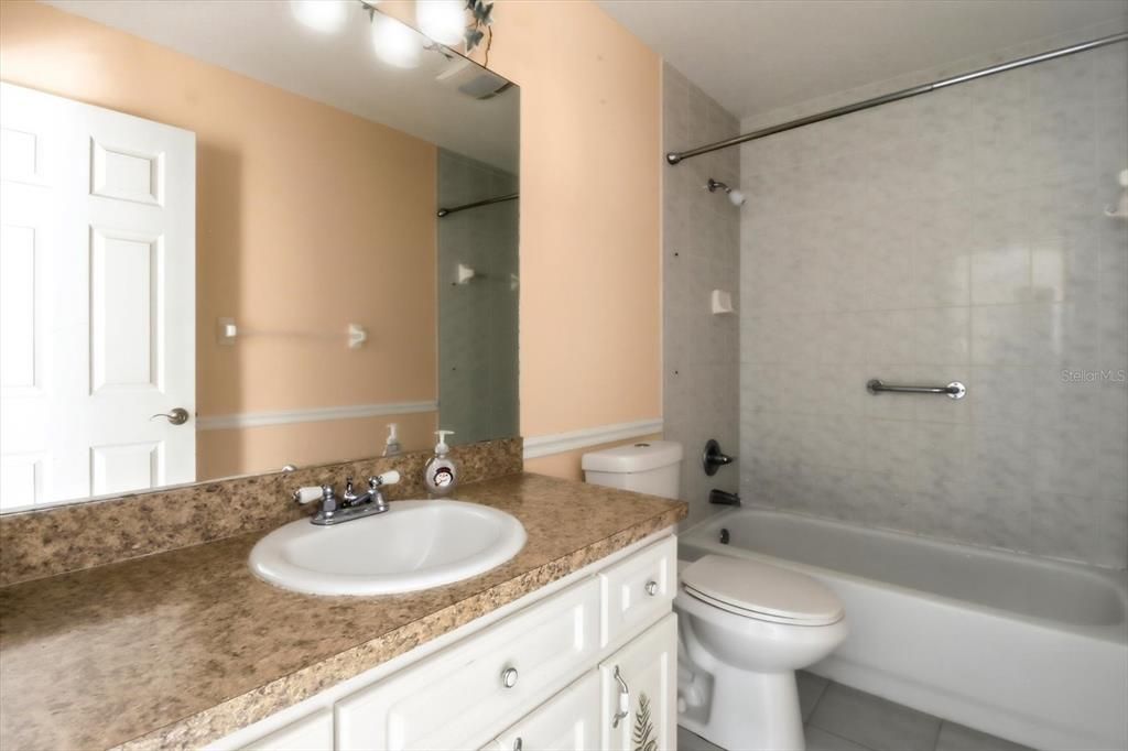 For Sale: $239,000 (3 beds, 2 baths, 1494 Square Feet)