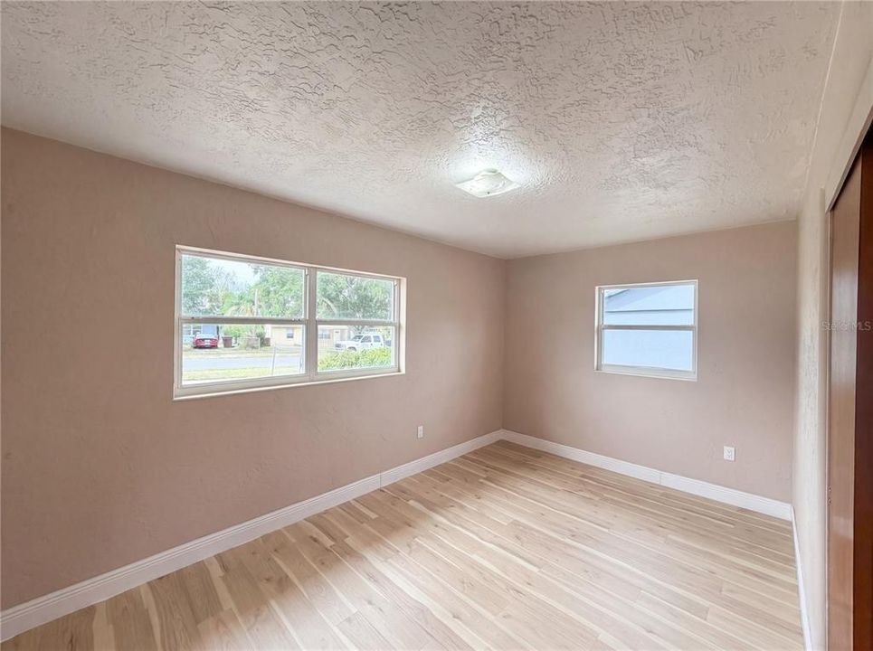 Activo con contrato: $165,000 (2 camas, 1 baños, 768 Pies cuadrados)