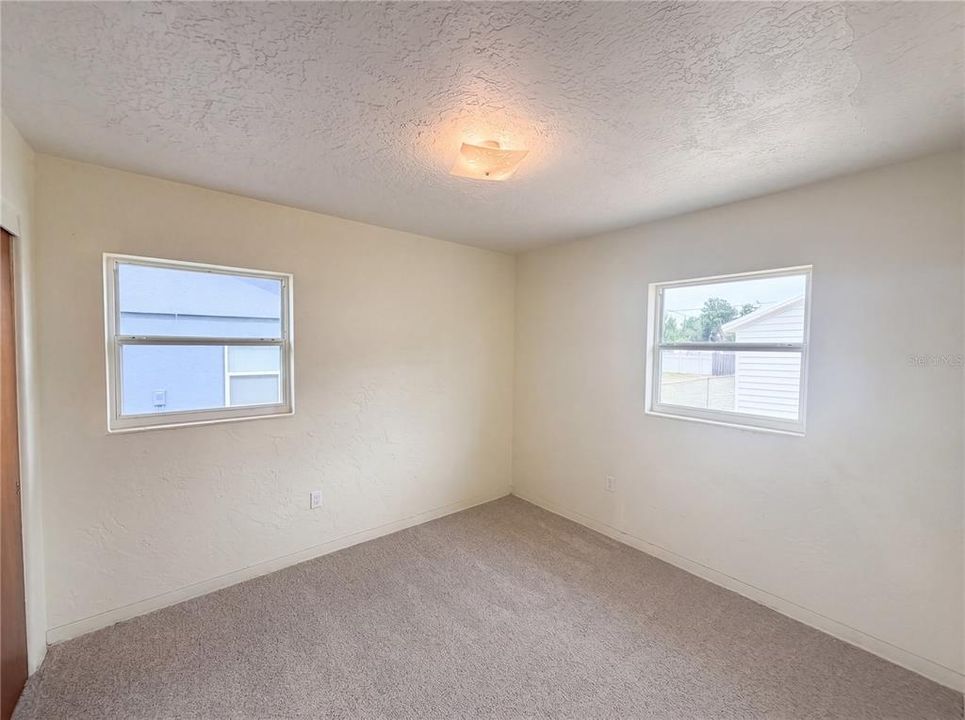Activo con contrato: $165,000 (2 camas, 1 baños, 768 Pies cuadrados)