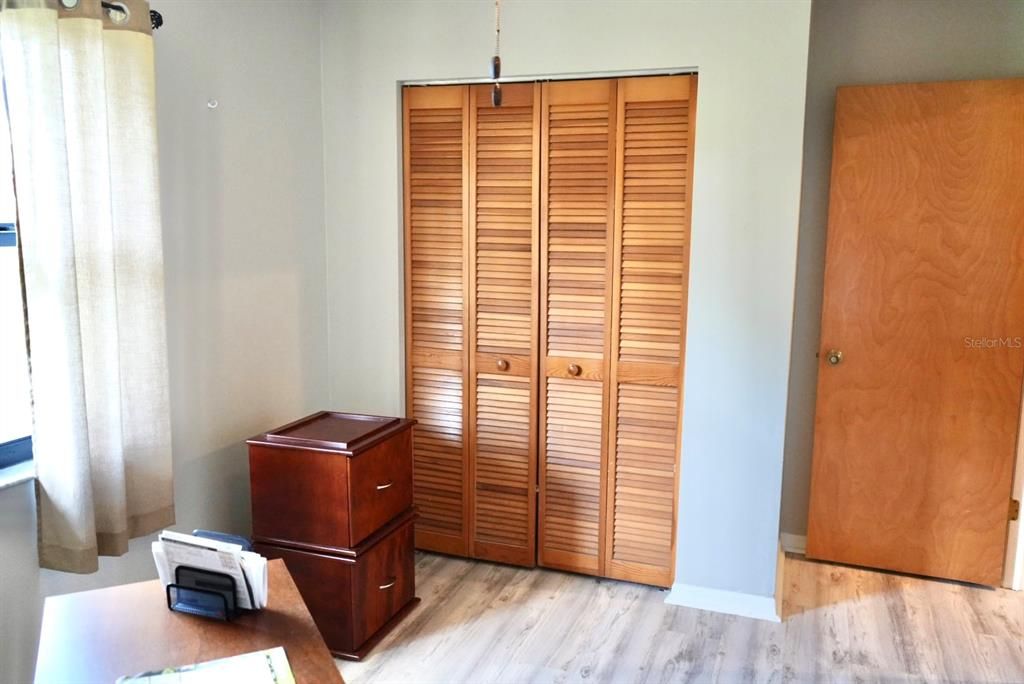 For Sale: $330,000 (3 beds, 2 baths, 1232 Square Feet)