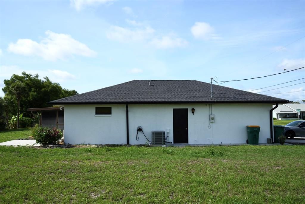 For Sale: $330,000 (3 beds, 2 baths, 1232 Square Feet)