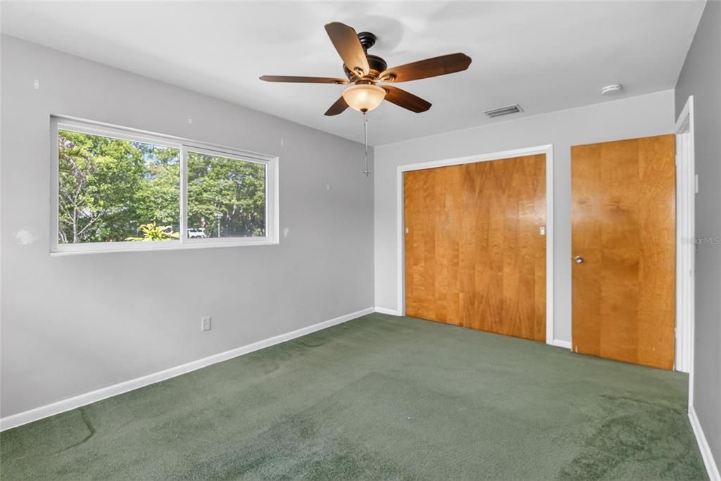 Active With Contract: $325,000 (2 beds, 2 baths, 1122 Square Feet)