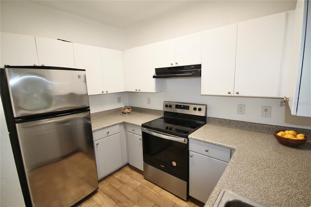 На продажу: $149,900 (1 спален, 1 ванн, 667 Квадратных фут)