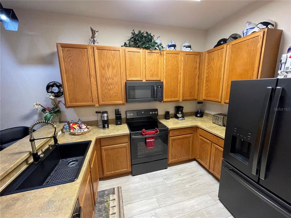 En Venta: $269,000 (3 camas, 2 baños, 1227 Pies cuadrados)