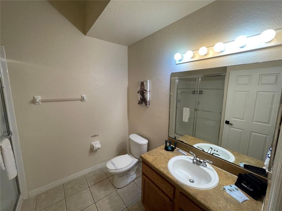 En Venta: $269,000 (3 camas, 2 baños, 1227 Pies cuadrados)