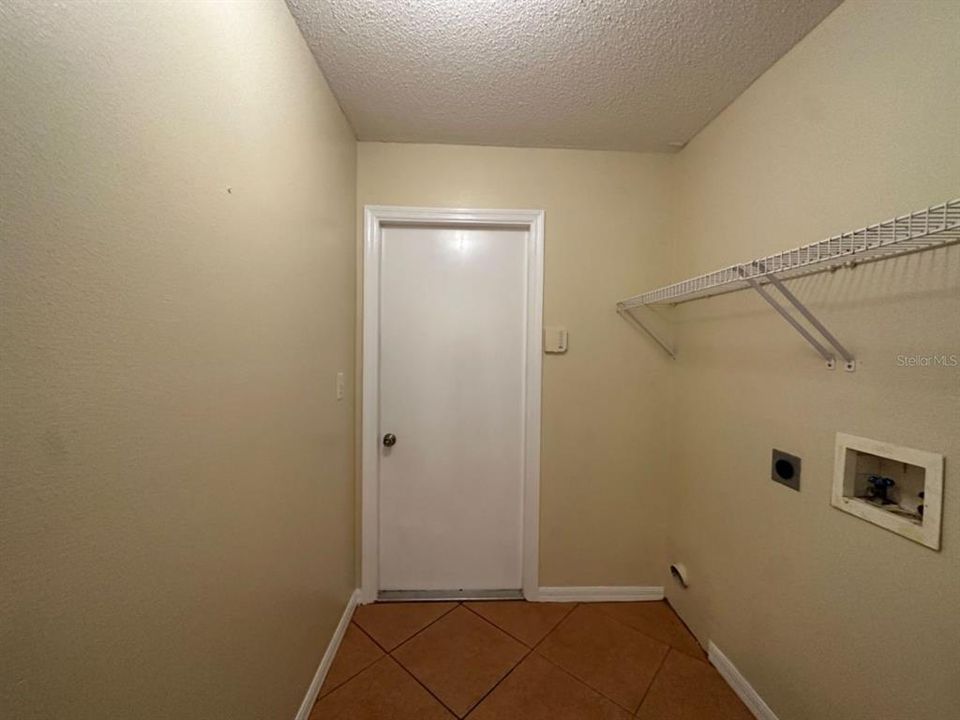 В аренду: $1,850 (3 спален, 2 ванн, 1788 Квадратных фут)