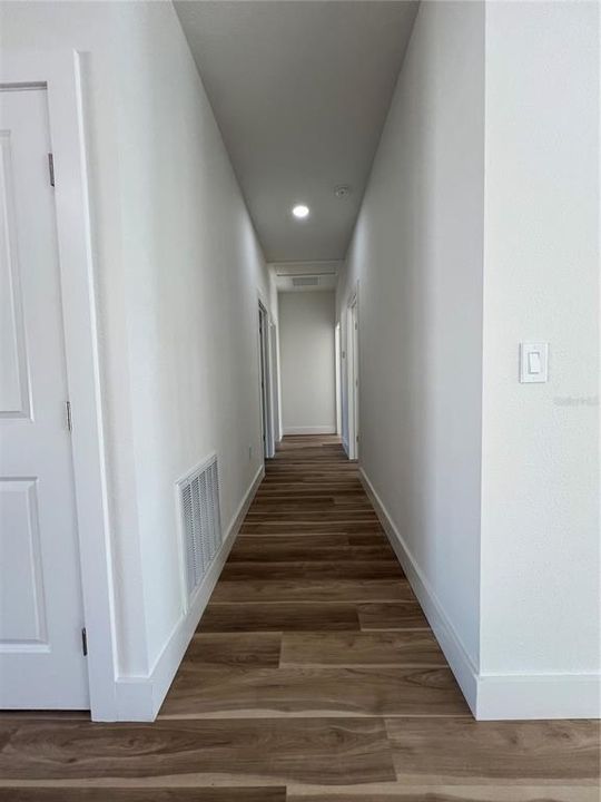 For Rent: $1,750 (3 beds, 2 baths, 1270.46 Square Feet)