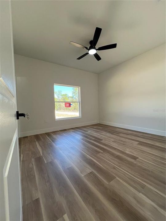 For Rent: $1,750 (3 beds, 2 baths, 1270.46 Square Feet)