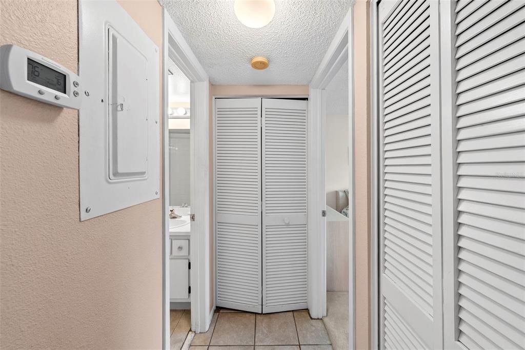 Activo con contrato: $165,000 (2 camas, 2 baños, 1054 Pies cuadrados)