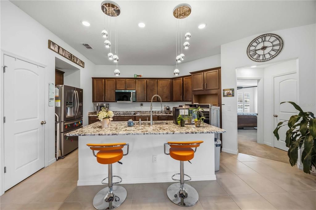 For Sale: $480,000 (4 beds, 2 baths, 1983 Square Feet)