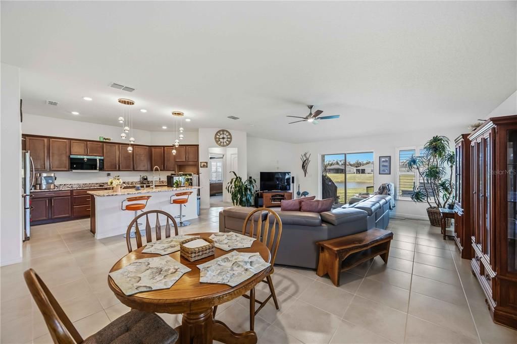 For Sale: $480,000 (4 beds, 2 baths, 1983 Square Feet)