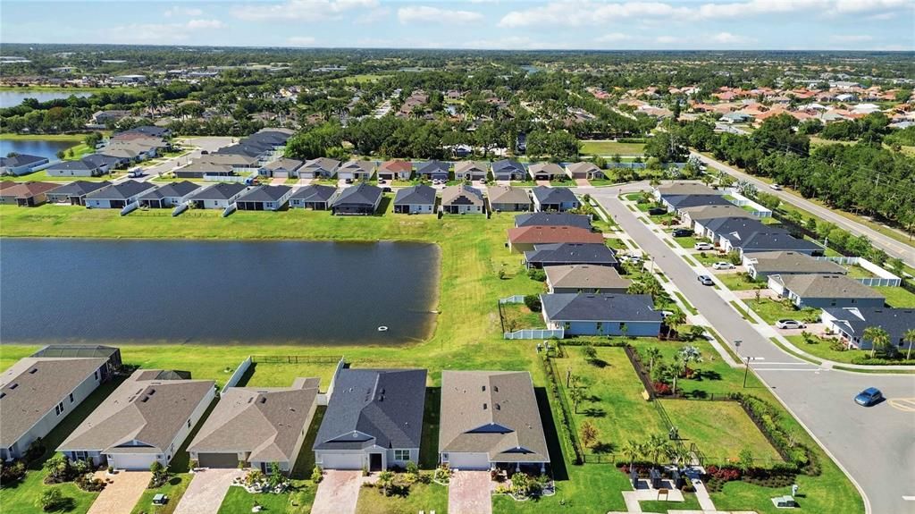 For Sale: $480,000 (4 beds, 2 baths, 1983 Square Feet)