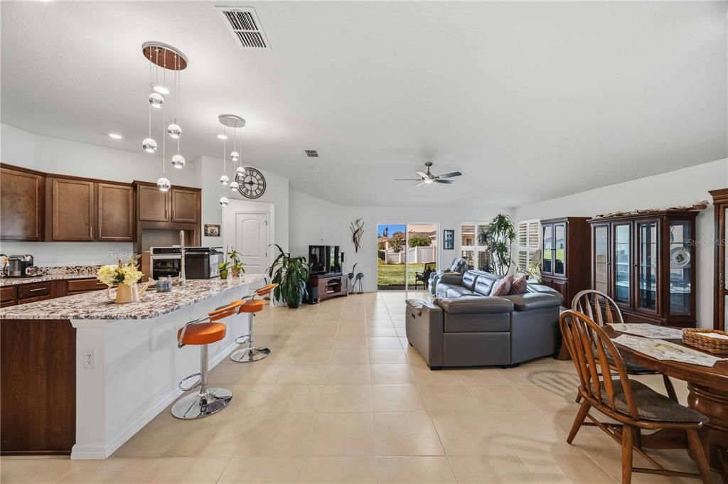 For Sale: $480,000 (4 beds, 2 baths, 1983 Square Feet)