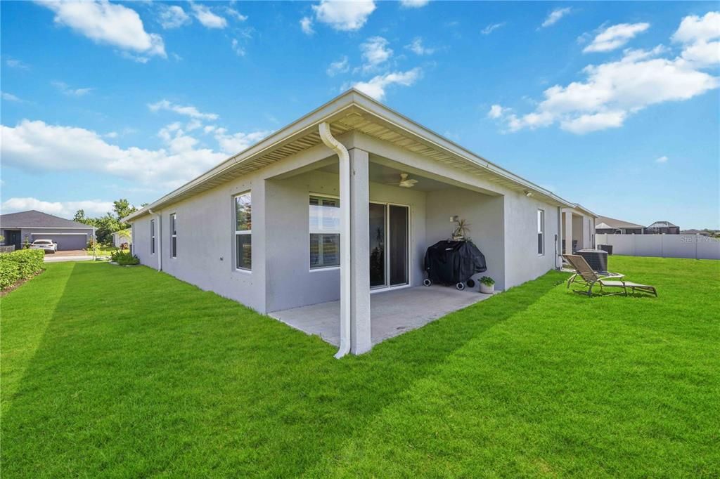 For Sale: $480,000 (4 beds, 2 baths, 1983 Square Feet)