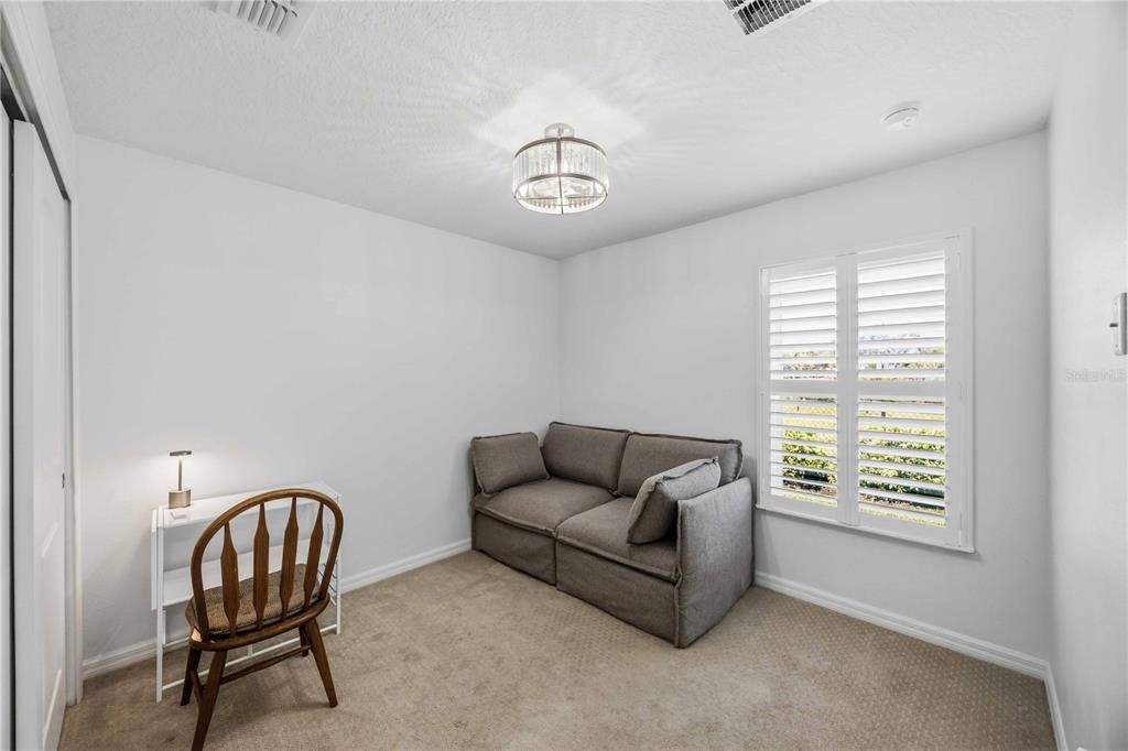 For Sale: $480,000 (4 beds, 2 baths, 1983 Square Feet)