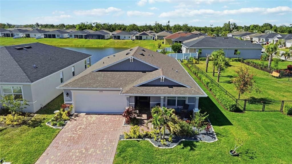 For Sale: $480,000 (4 beds, 2 baths, 1983 Square Feet)