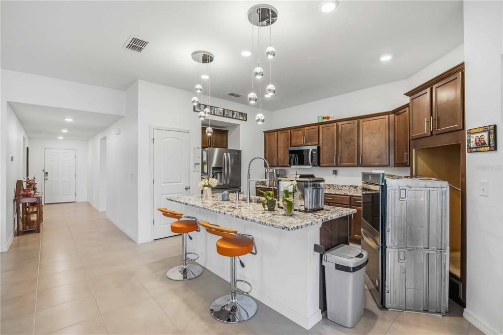 For Sale: $480,000 (4 beds, 2 baths, 1983 Square Feet)