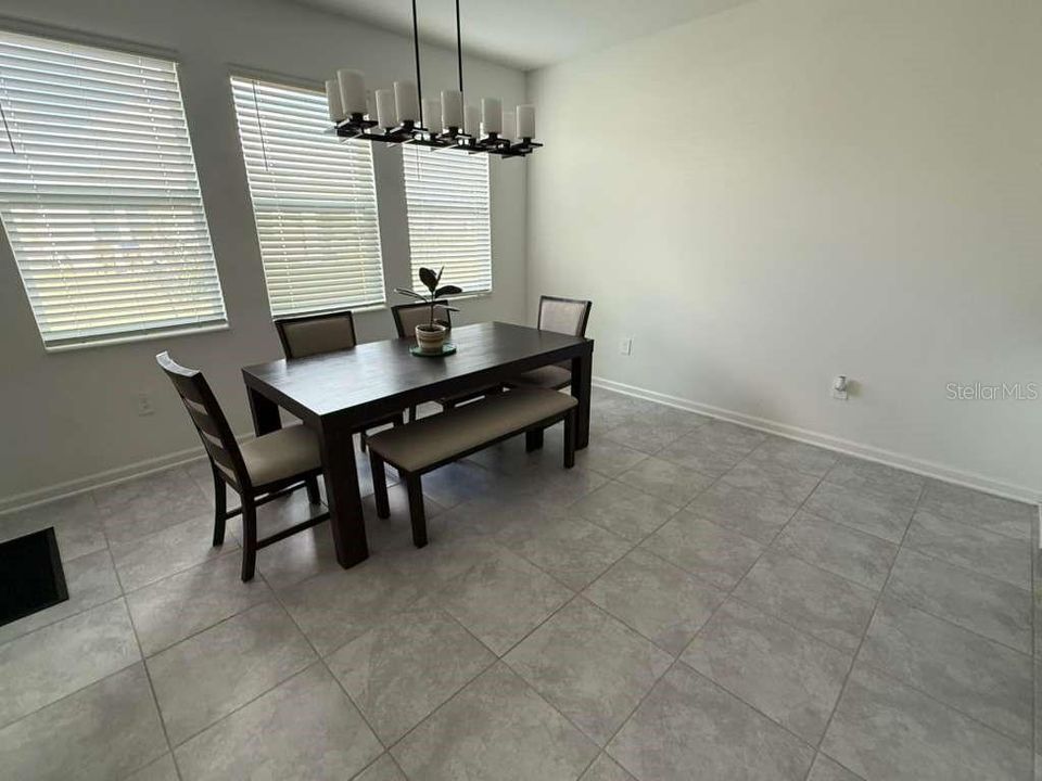 For Rent: $2,800 (4 beds, 3 baths, 2357 Square Feet)
