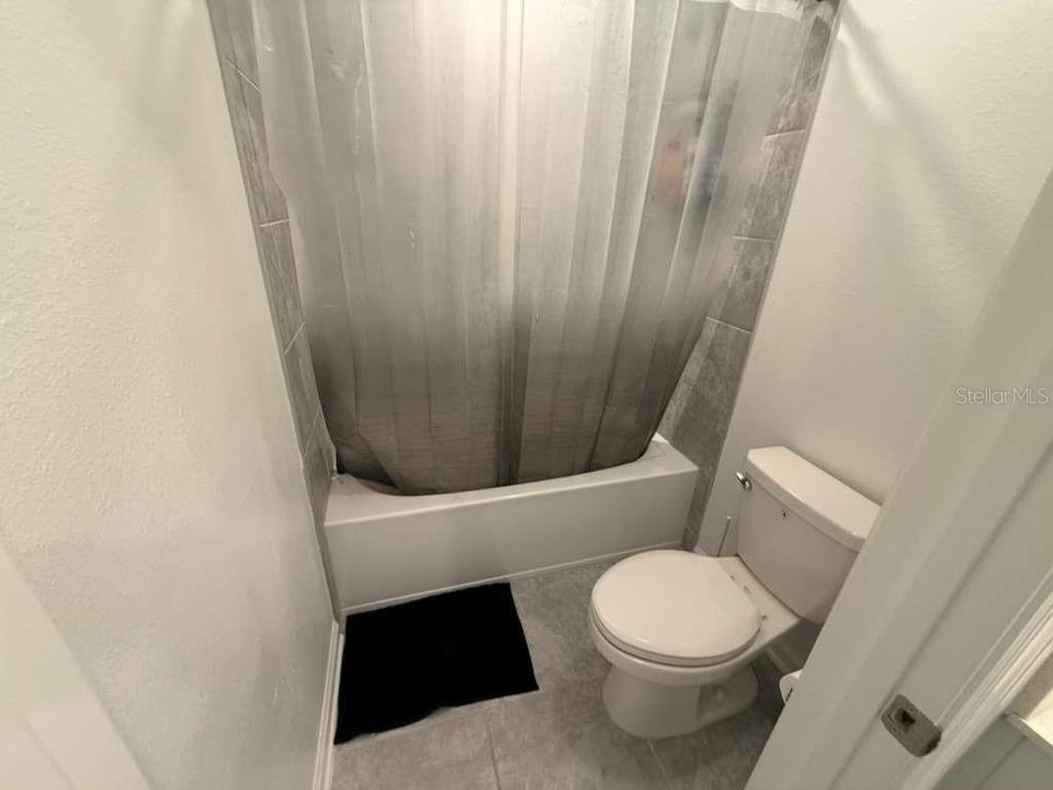 For Rent: $2,800 (4 beds, 3 baths, 2357 Square Feet)