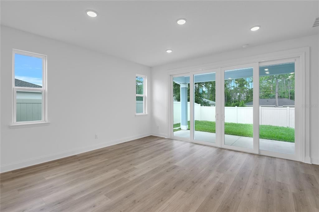 For Sale: $336,945 (4 beds, 3 baths, 1810 Square Feet)