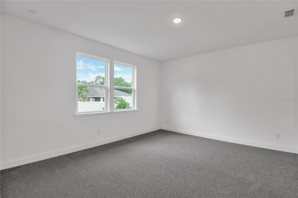 For Sale: $336,945 (4 beds, 3 baths, 1810 Square Feet)