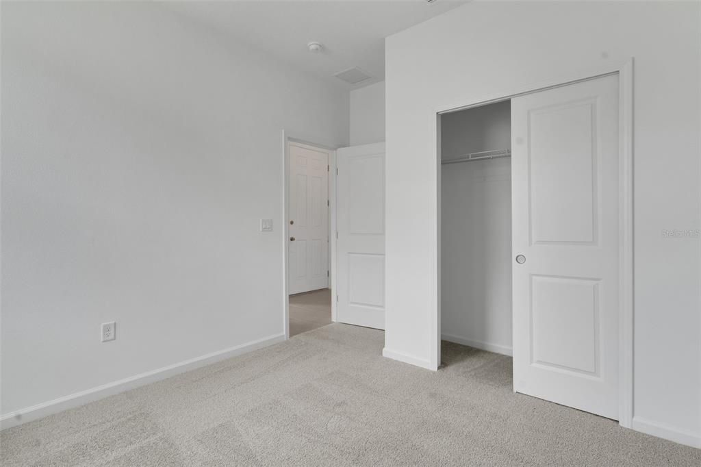 For Sale: $259,990 (3 beds, 2 baths, 1407 Square Feet)