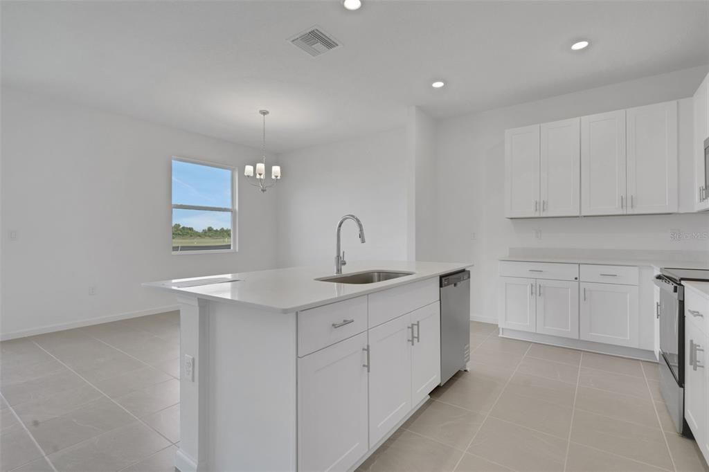 For Sale: $259,990 (3 beds, 2 baths, 1407 Square Feet)