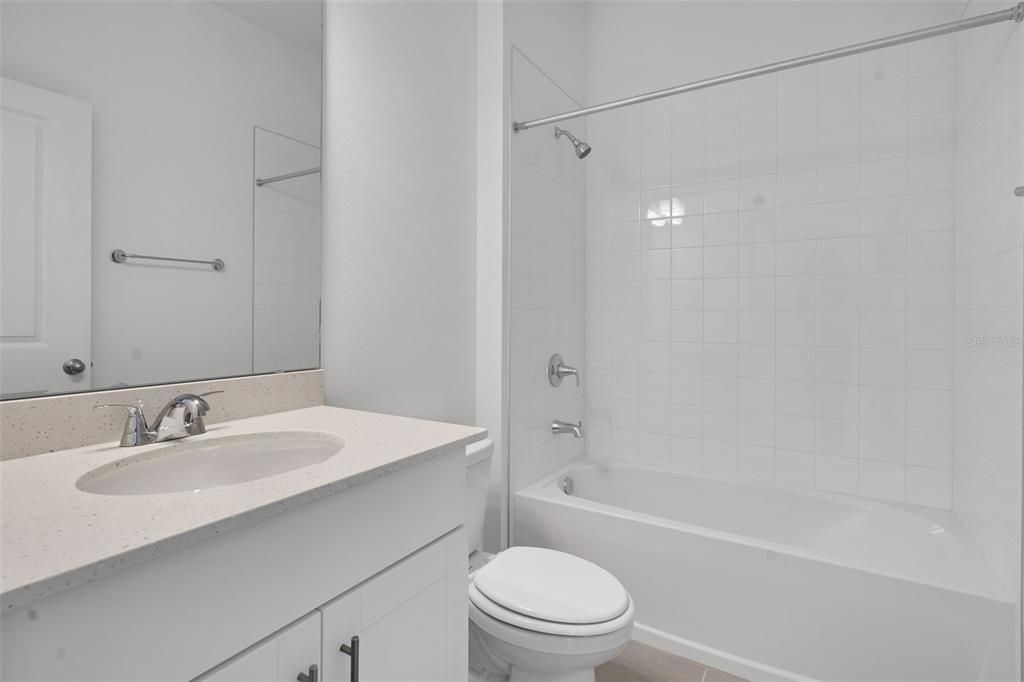 For Sale: $259,990 (3 beds, 2 baths, 1407 Square Feet)