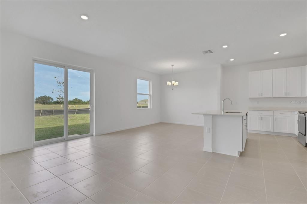 For Sale: $259,990 (3 beds, 2 baths, 1407 Square Feet)