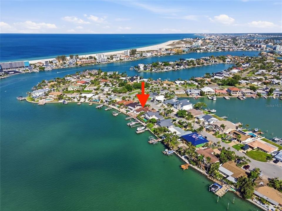 For Sale: $996,000 (0.22 acres)