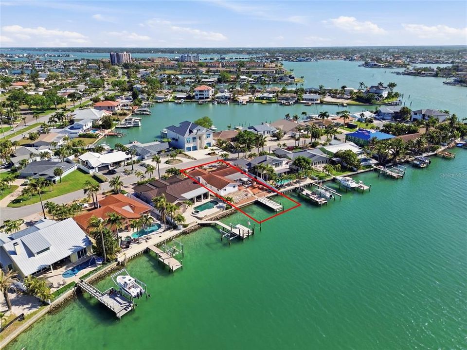 For Sale: $996,000 (0.22 acres)