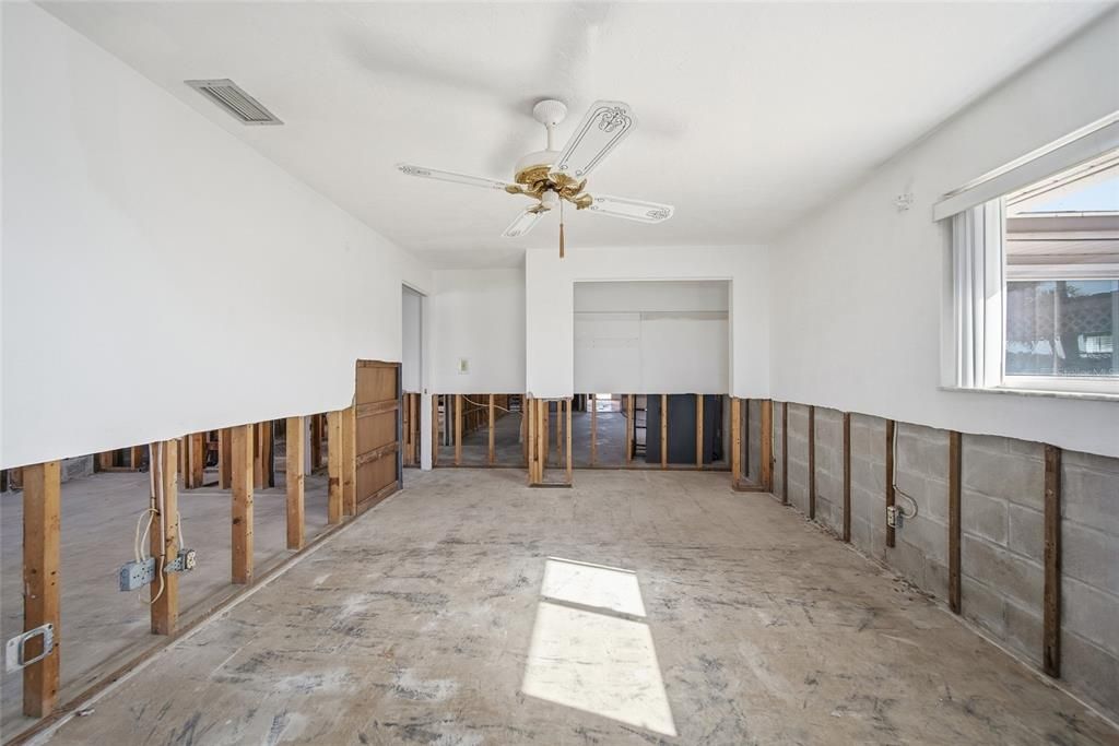 For Sale: $996,000 (0.22 acres)