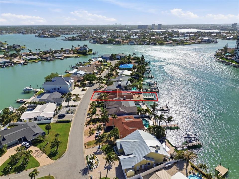 For Sale: $996,000 (0.22 acres)
