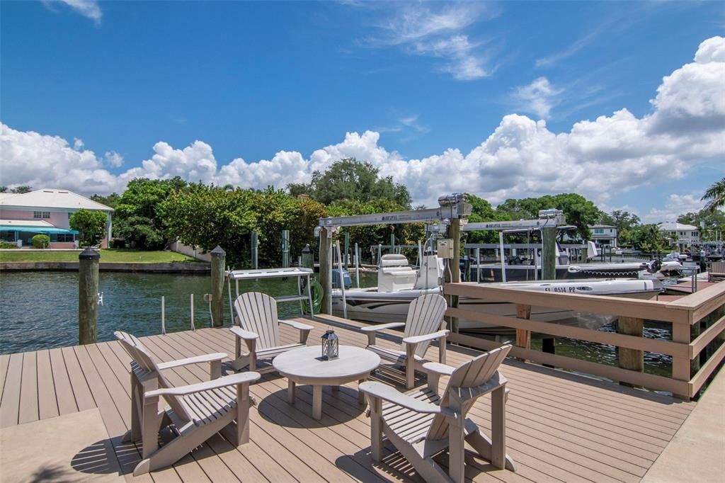 For Sale: $3,000,000 (4 beds, 3 baths, 2162 Square Feet)
