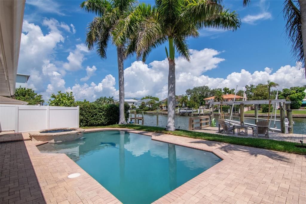 For Sale: $3,000,000 (4 beds, 3 baths, 2162 Square Feet)